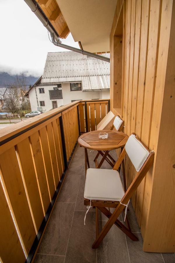 Apartments & Rooms Pr' Skalovc Бохинь Экстерьер фото
